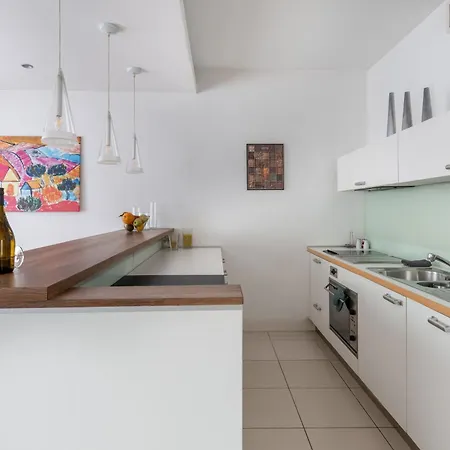 Penthouse With Free Parking And Free Bikes, Wellness 8 Min Walk * Budapest