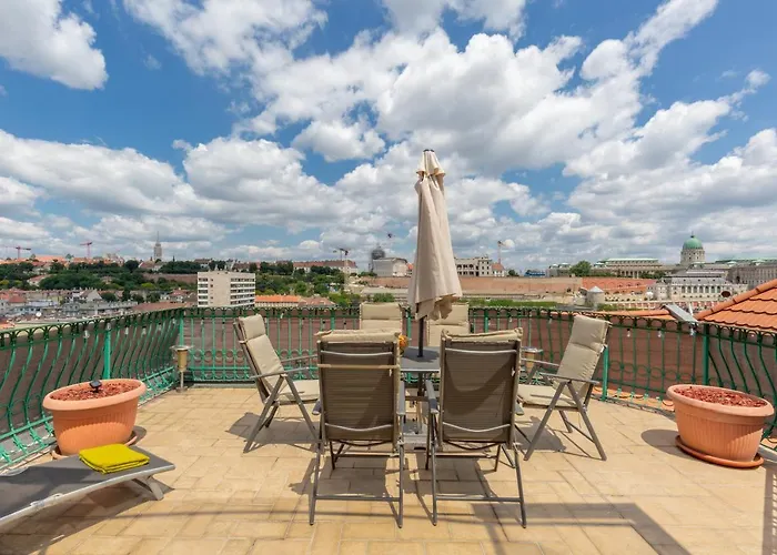 Penthouse With Free Parking And Free Bikes, Wellness 8 Min Walk Апартаменты *