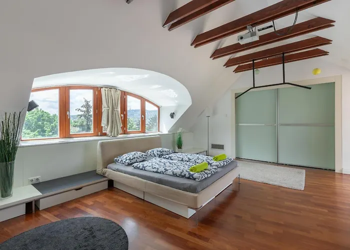 Penthouse With Free Parking And Free Bikes, Wellness 8 Min Walk Апартаменты Будапешт