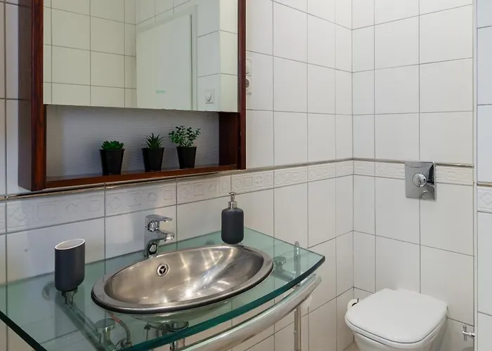 Апартаменты Penthouse With Free Parking And Free Bikes, Wellness 8 Min Walk *