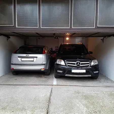 Appartamento Penthouse With Free Parking And Free Bikes, Wellness 8 Min Walk Budapest